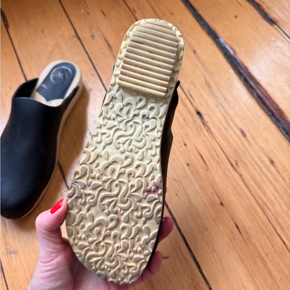 No. 6 contour flat clogs size 38 - Picture 2 of 7